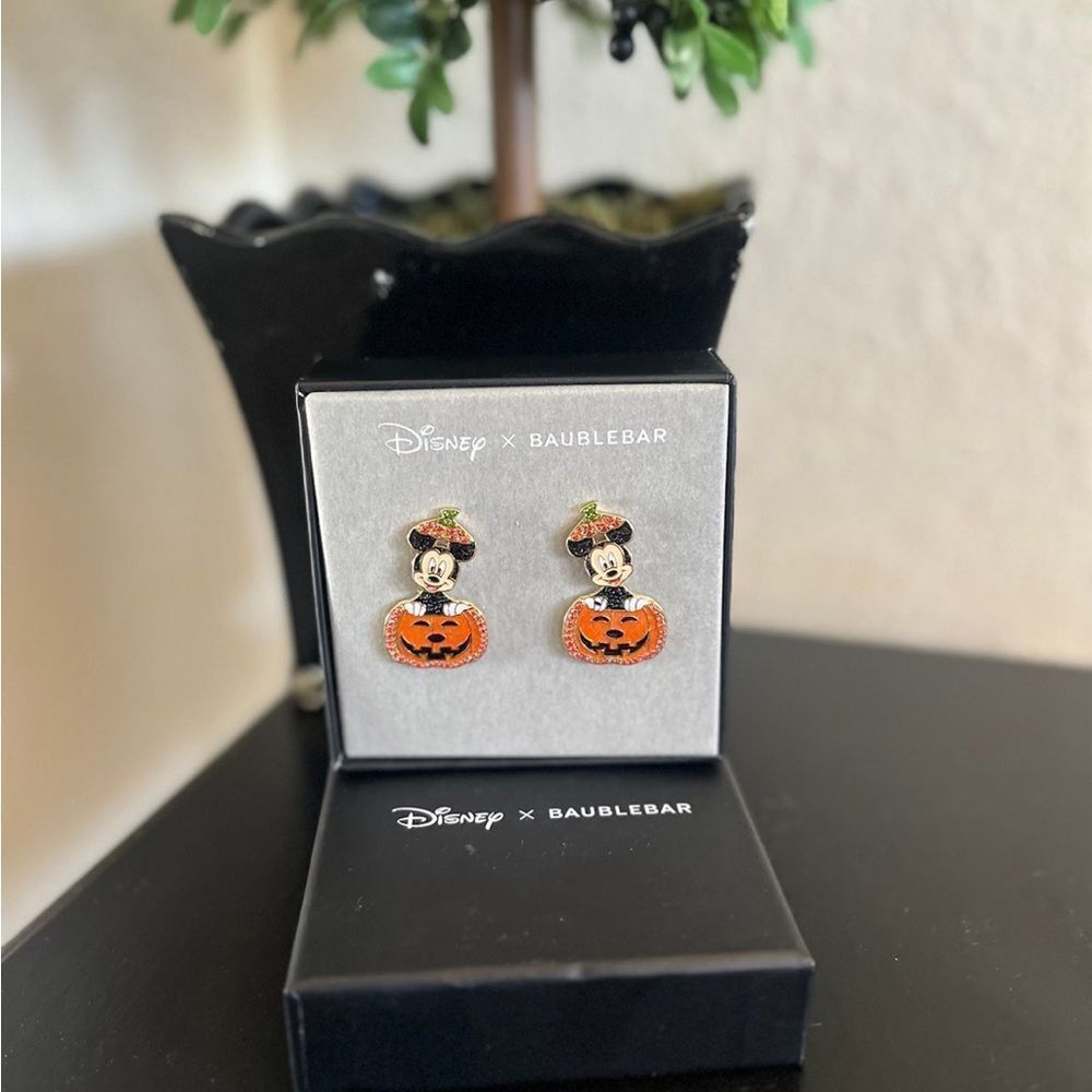 Disney X Baublebar Mickey Mouse Pumpkin Movable Halloween Fall Earrings … - Picture 4 of 5